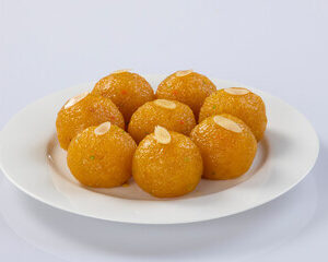 Besan Ladoo (Pure Ghee)